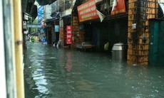 CSGT kịp thời phát hiện rò điện tại khu vực ngập nước
