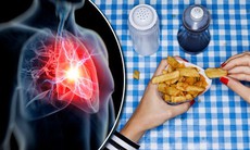 Những 'thủ phạm trên bàn ăn' khiến huyết áp khó kiểm soát