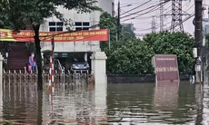 Sáng 8/10, trung tâm tỉnh Thái Nguyên vẫn chìm trong 'biển nước'