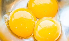 Lòng trắng hay lòng đỏ: Phần nào của quả trứng nhiều protein và bổ dưỡng hơn?