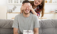 Bí quyết giữ lửa hôn nhân: Khi ngôn ngữ yêu thương bị lãng quên