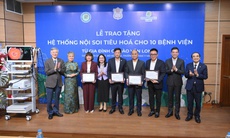 Gia đình GS Đào Văn Long tặng 10 hệ thống nội soi tiêu hóa, góp phần nâng chất lượng y tế cơ sở