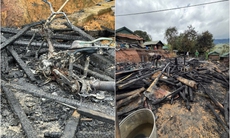 Cháy dữ dội thiêu rụi 2 căn nhà đồng bào Xơ Đăng