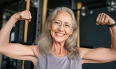 9 hoạt động thể thao nên ưu tiên để chống mất cơ trong giai đoạn mãn kinh