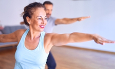 Phải tập luyện bao nhiêu ngày mỗi tuần để duy trì cơ bắp sau 40 tuổi?