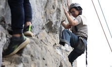 Đến Lạng Sơn trải nghiệm leo núi mạo hiểm