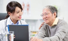 Phân biệt đãng trí và sa sút trí tuệ chỉ với 4 dấu hiệu