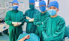 Nối thành công bàn tay đứt lìa qua mốc 'giờ vàng' – chạy đua cùng thời gian