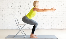 Bài tập đứng 8 phút giúp tăng  sức mạnh nhanh hơn tập tạ