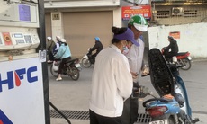 Giá xăng giảm lần thứ 2 liên tiếp, RON95 còn 20.009 đ/lít