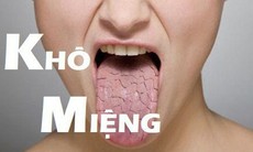 Khô miệng ở người cao tuổi, làm gì để cải thiện?