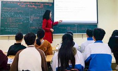 Gần 10.000 giáo viên Hà Nội chờ đợi từ kỳ họp HĐND