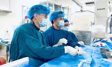 Cứu sống bệnh nhân nguy kịch vì thường xuyên ho ra máu