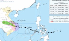 Đổ bộ vào đất liền các tỉnh Gia Lai và Đắk Lắk, bão số 13 tiếp tục di chuyển rất nhanh