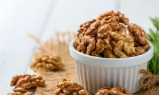 Từ hạt nhỏ đến lợi ích lớn: Cách ăn hạt óc chó để dưỡng chất phát huy tối đa ở trẻ