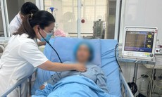 Cứu người phụ nữ bị đuối nước mặn, thoát cửa tử