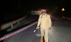 Xuất hiện hố sụt lún trên tuyến Quốc lộ 49 ở Huế