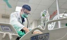 Bệnh nhân cúm suy hô hấp nhanh, phổi trắng xóa 2 bên