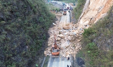 Chuyên gia chỉ cách phòng tránh rủi ro sạt lở khi đi đường đèo núi