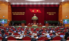 Thông cáo báo chí ngày làm việc thứ nhất Hội nghị Trung ương 15, khóa XIII