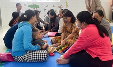 Can thiệp sớm cho trẻ khuyết tật: Chạy đua với 'giai đoạn vàng' để thay đổi số phận