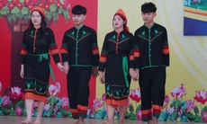 Đồng bào Chứt - một trong những tộc người bí ẩn nhất thế giới - có trang phục truyền thống