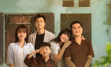 Đạo diễn 'Đi giữa trời rực rỡ' gây bất ngờ với 'Bẻ lái cuộc đời'