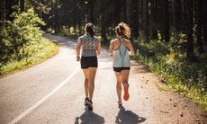 Chạy bộ 1 giờ đốt cháy bao nhiêu calo?