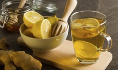 Nước chanh gừng ấm: Thức uống tốt cho hệ miễn dịch mùa đông