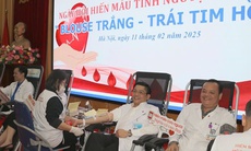 Hơn 500 thầy thuốc Bệnh viện Phụ sản Trung ương hồ hởi 'hiến giọt màu đào trao đời sự sống'