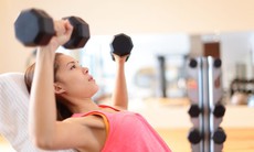 Tập luyện sức mạnh có lợi ích gì?