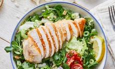 5 món salad 'giải ngấy' giúp da khỏe, dáng đẹp