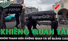 Xác minh nhóm thanh niên khiêng quan tài để quảng cáo ở chợ Bến Thành gây xôn xao dư luận