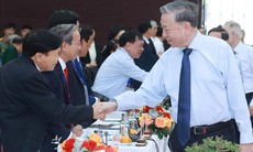 Tổng Bí thư Tô Lâm gặp mặt cán bộ lão thành cách mạng, người có công, gia đình chính sách tiêu biểu