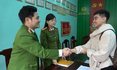Nhận 219 triệu đồng chuyển khoản nhầm, nam thanh niên trình báo công an