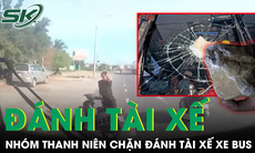Bức xúc nhóm thanh niên chặn đường ném đá, hành hung tài xế xe buýt
