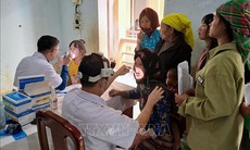 Hàng nghìn người dân vùng biên giới Hà Giang được khám, phát thuốc miễn phí