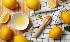 Cách trị thâm nách, khuỷu tay, đầu gối bằng nguyên liệu tự nhiên