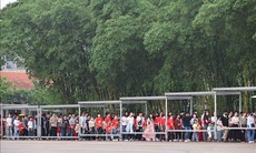 Hà Nội dành 50.000 suất quà tặng du khách, nhân dân viếng Lăng Bác