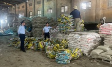 Đình chỉ hoạt động 2 tháng Công ty sản xuất phân bón mang nhãn hiệu giả mạo