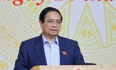 Thủ tướng: Nghiên cứu bổ sung chế tài xử lý những người lợi dụng uy tín của mình quảng cáo sai sự thật