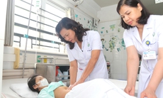 Bé gái 14 tuổi 'sốc' khi bác sĩ thông báo kết quả nhiễm sắc thể là nam giới