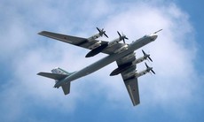 Nga tăng cường oanh tạc cơ Tu-95MS ở Bắc Cực