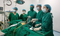 Cứu sống bệnh nhân bị xương cá đâm thủng ruột thừa hiếm gặp