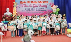 Tết Thiếu nhi đến sớm với trẻ em ở BVĐK tỉnh Khánh Hòa