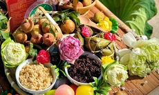 Mâm cúng giá hơn trăm nghìn đồng thành mặt hàng 'hot' trong dịp Tết Đoan Ngọ
