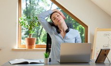 Cách tập thể dục trong giờ nghỉ trưa nơi công sở