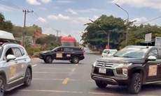 Xác định 4 tài xế trong 'đoàn xe doanh nhân' mắc lỗi dừng xe trái quy định