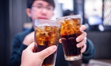 1 người Việt dùng 70 lít đồ uống có đường/năm, cách nào ngăn chặn tác hại?