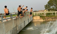 Ám ảnh đuối nước